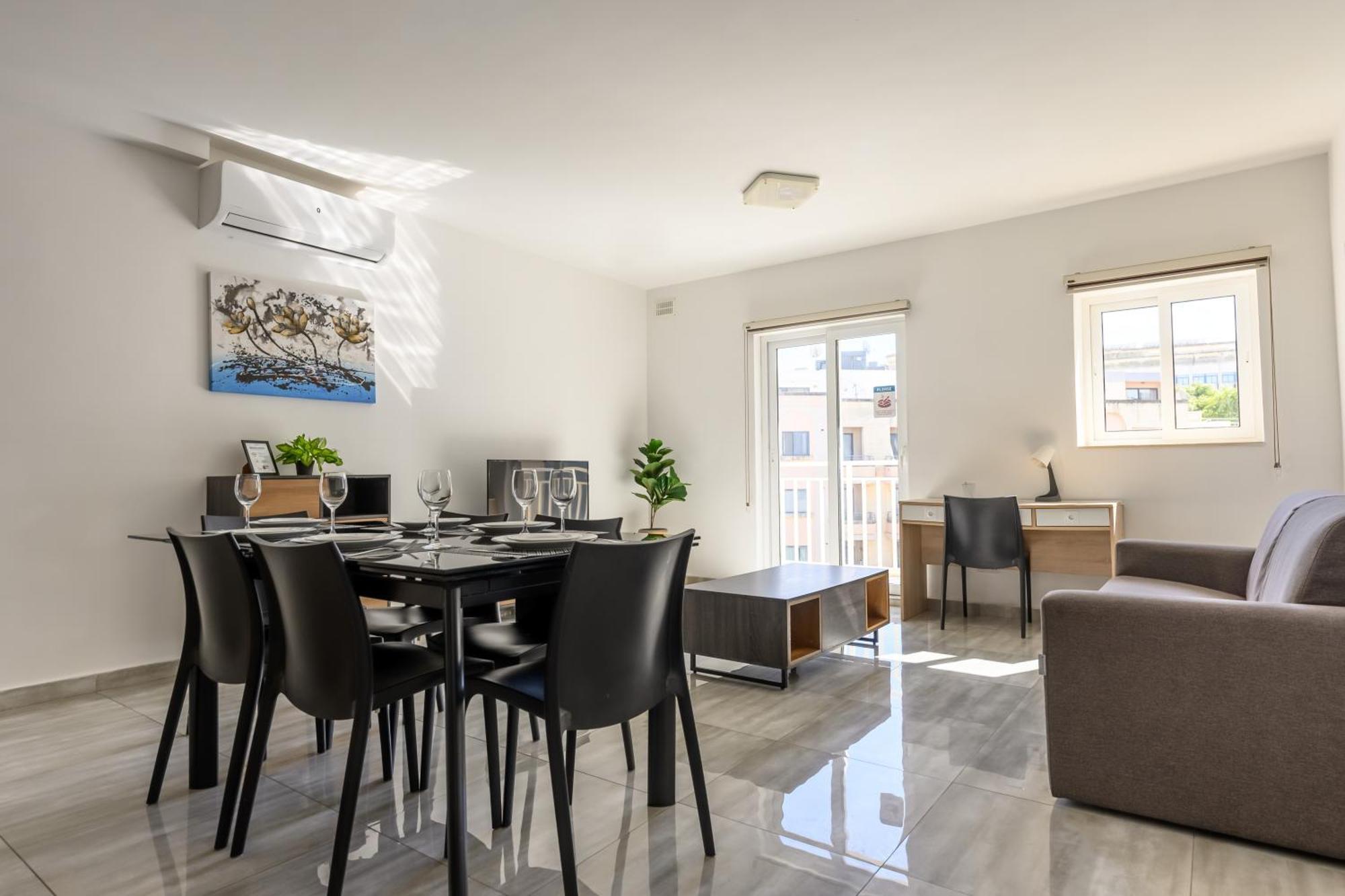 F9 Room 1, Private Double Room With Private Bathroom In Shared Flat Msida Exterior photo